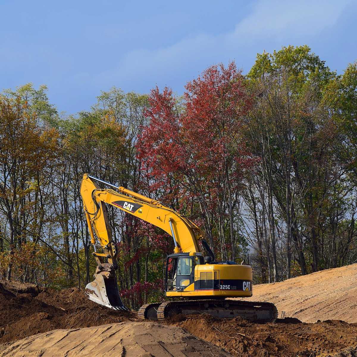 COLOSSAL CONSTRUCTION