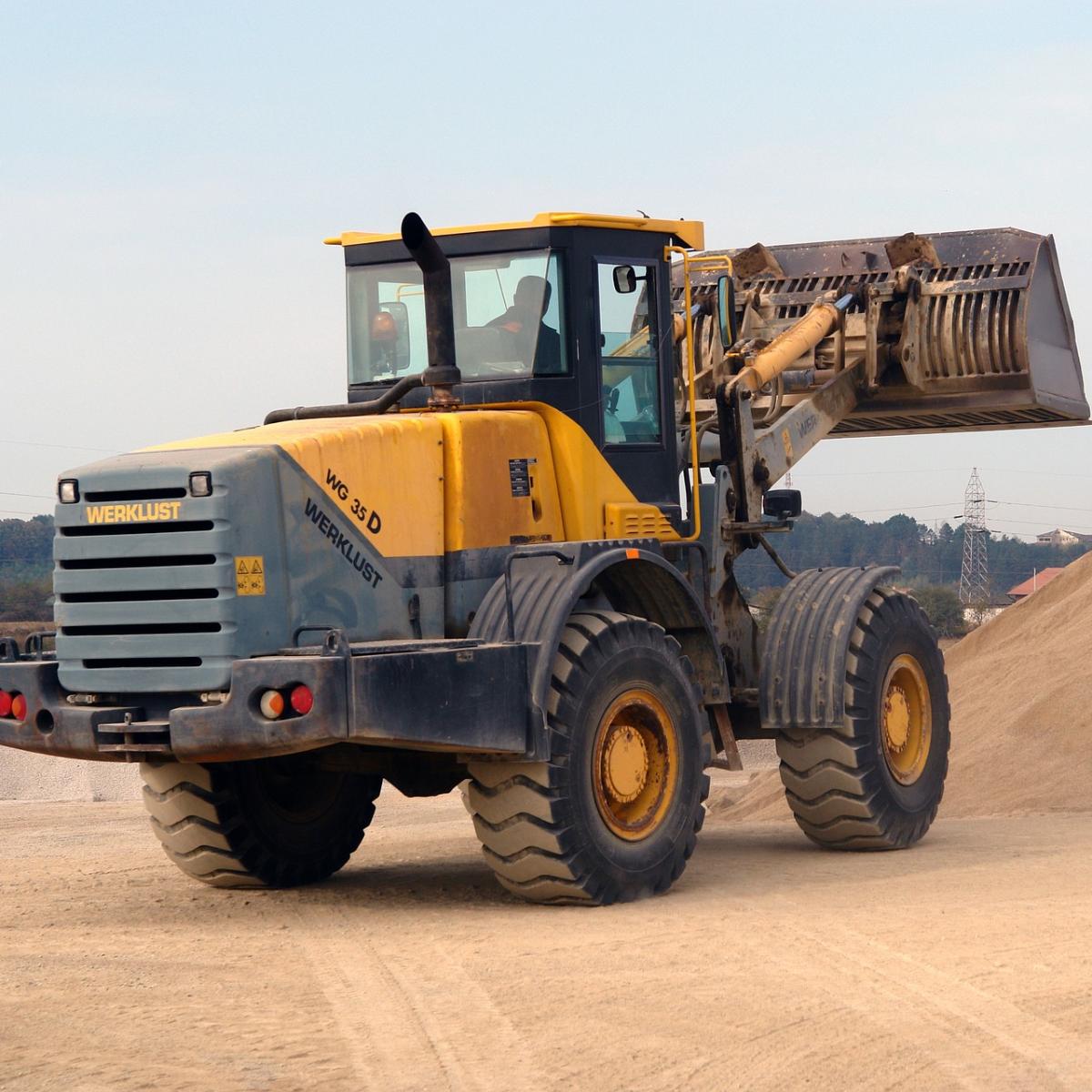 CAREERS WITH COLOSSAL CONSTRUCTION CAREERS WITH COLOSSAL CONSTRUCTION